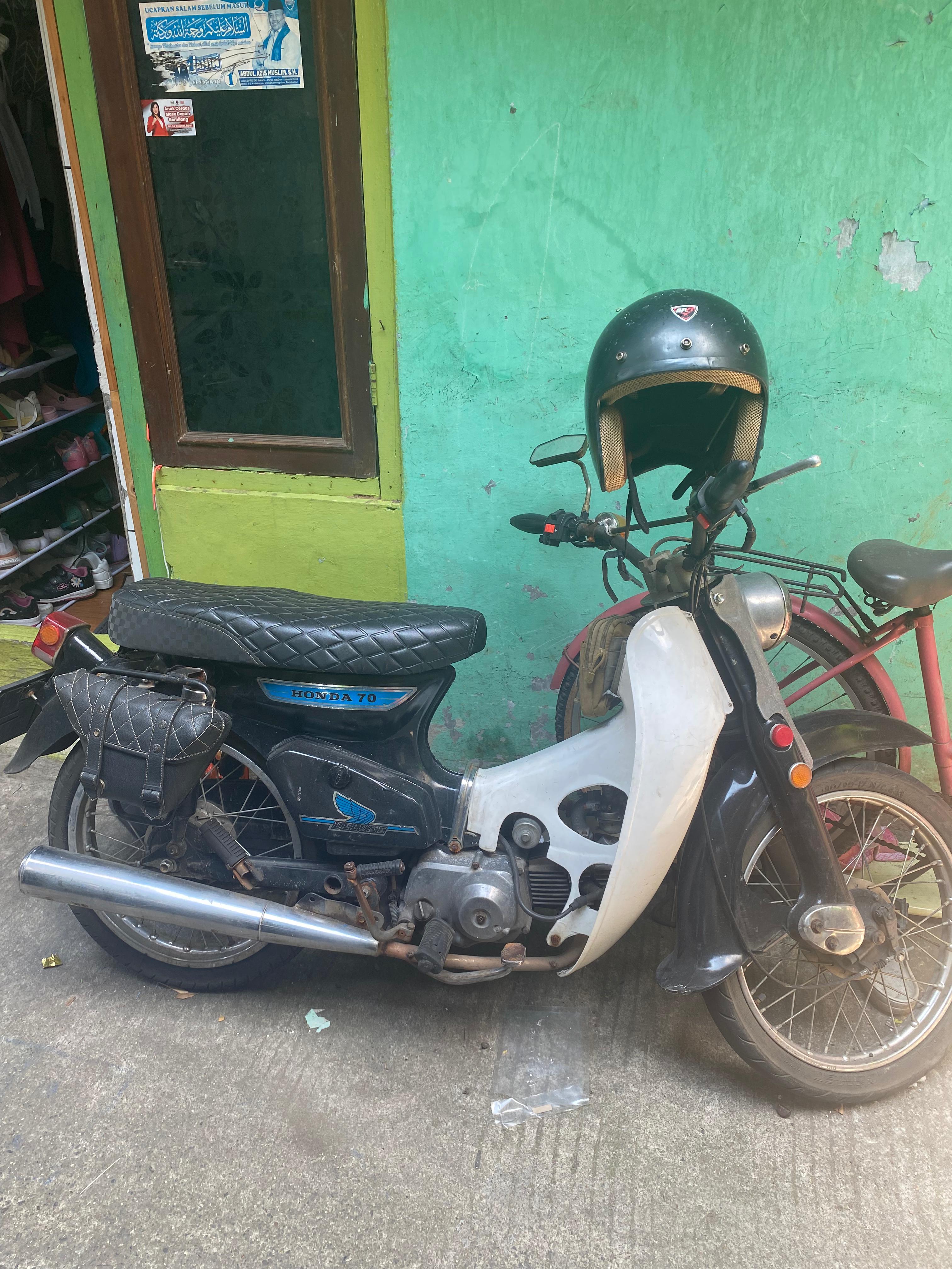 Motor Honda Astrea C70 Bekas